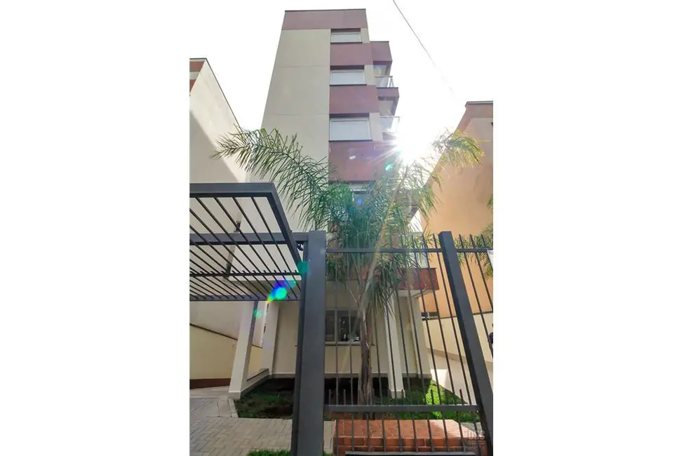 Foto 2 de Apartamento com 2 quartos à venda, 69m2 em São João, Porto Alegre - RS