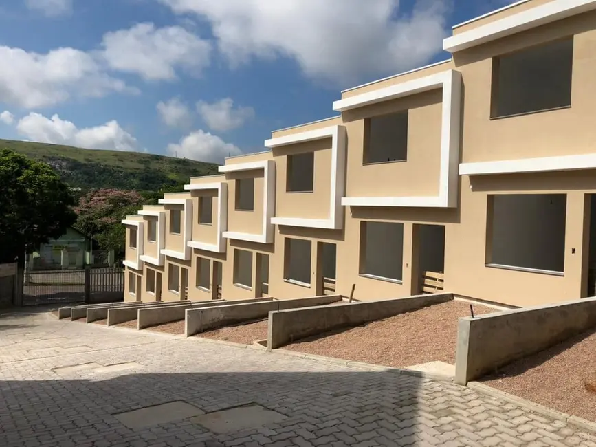 Casa com 2 quartos à venda, 121m2 em Teresópolis, Porto Alegre - RS - imagem 5 Foto 5 de Casa com 2 quartos à venda, 121m2 em Teresópolis, Porto Alegre - RS