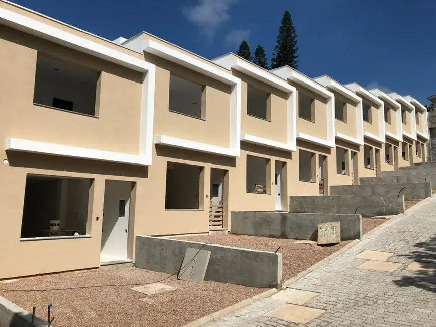 Casa com 2 quartos à venda, 121m2 em Teresópolis, Porto Alegre - RS - imagem 7 Foto 7 de Casa com 2 quartos à venda, 121m2 em Teresópolis, Porto Alegre - RS