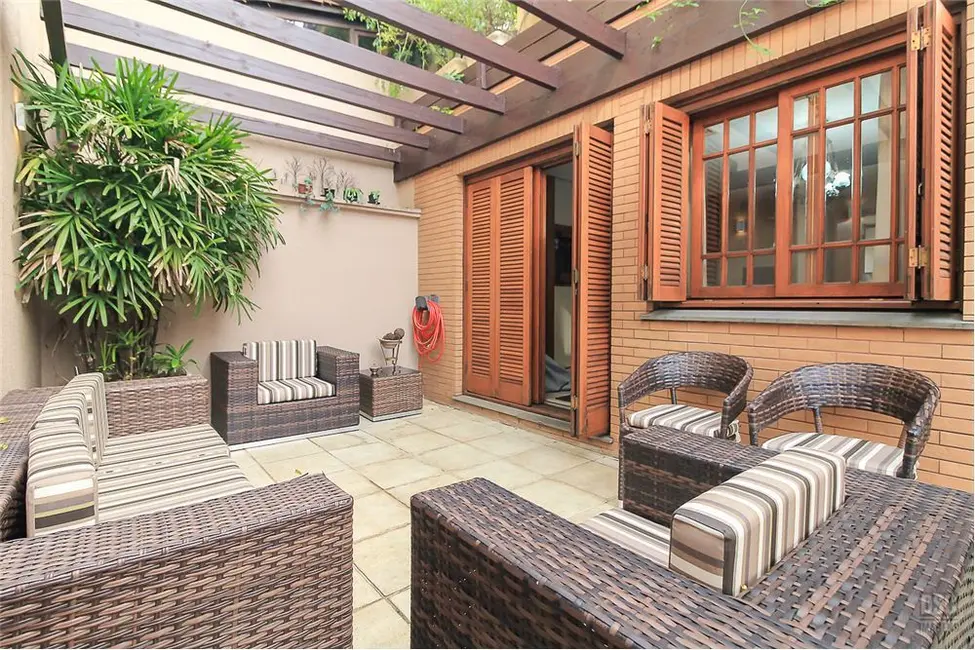 Casa com 4 quartos à venda, 320m2 em Santa Tereza, Porto Alegre - RS - imagem 8 Foto 8 de Casa com 4 quartos à venda, 320m2 em Santa Tereza, Porto Alegre - RS