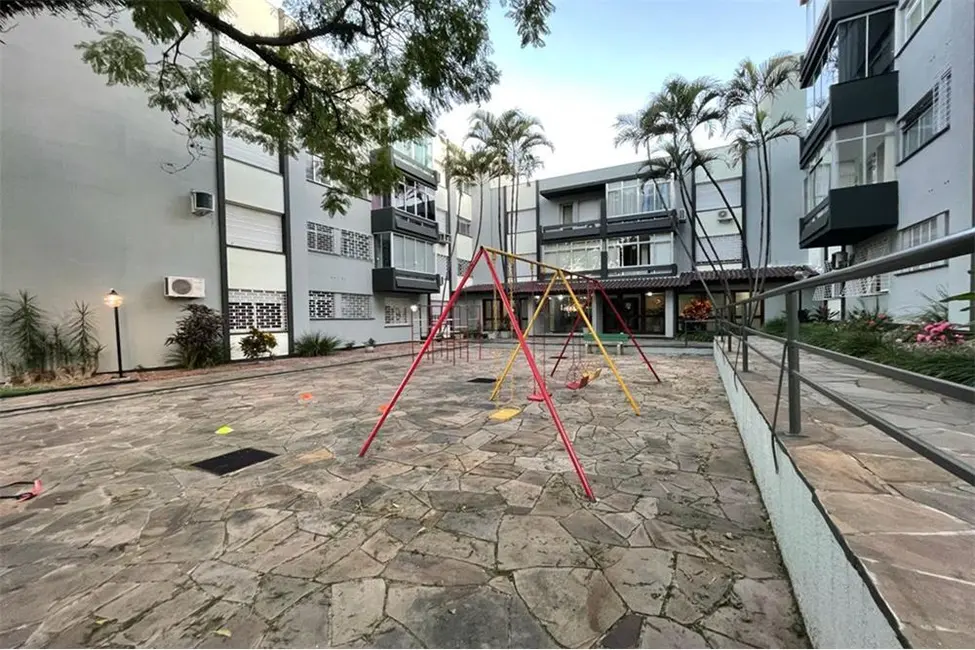 Apartamento com 1 quarto à venda, 47m2 em Petrópolis, Porto Alegre - RS - imagem 9 Foto 9 de Apartamento com 1 quarto à venda, 47m2 em Petrópolis, Porto Alegre - RS