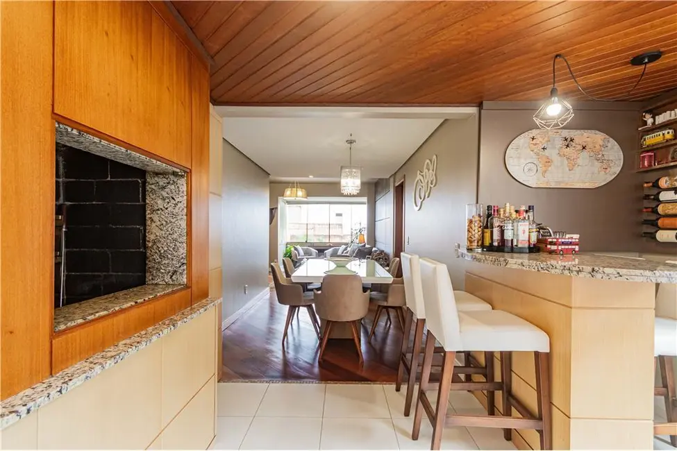 Apartamento com 2 quartos à venda, 92m2 em Vila Jardim, Porto Alegre - RS - imagem 5 Foto 5 de Apartamento com 2 quartos à venda, 92m2 em Vila Jardim, Porto Alegre - RS