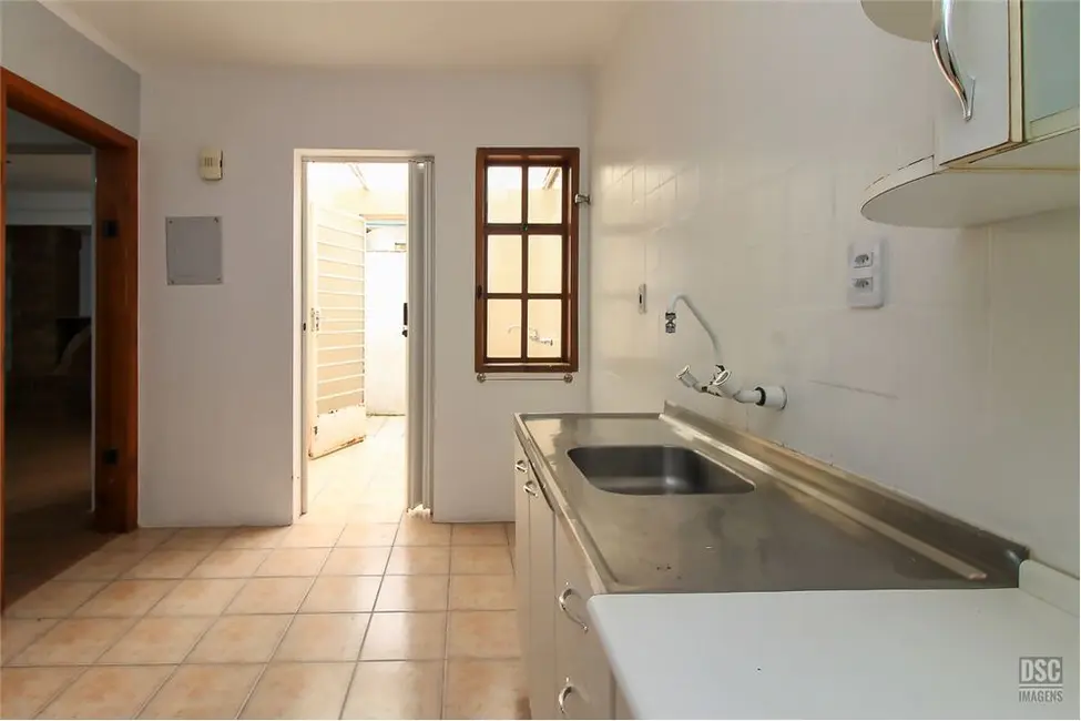 Casa com 3 quartos à venda, 138m2 em Cristal, Porto Alegre - RS - imagem 7 Foto 7 de Casa com 3 quartos à venda, 138m2 em Cristal, Porto Alegre - RS