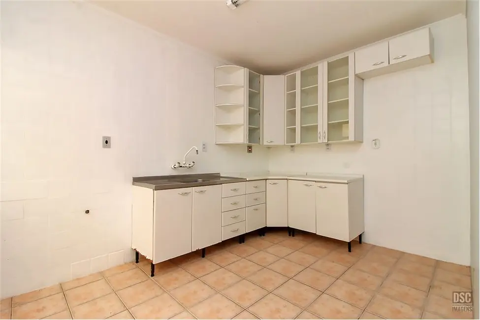 Casa com 3 quartos à venda, 138m2 em Cristal, Porto Alegre - RS - imagem 6 Foto 6 de Casa com 3 quartos à venda, 138m2 em Cristal, Porto Alegre - RS