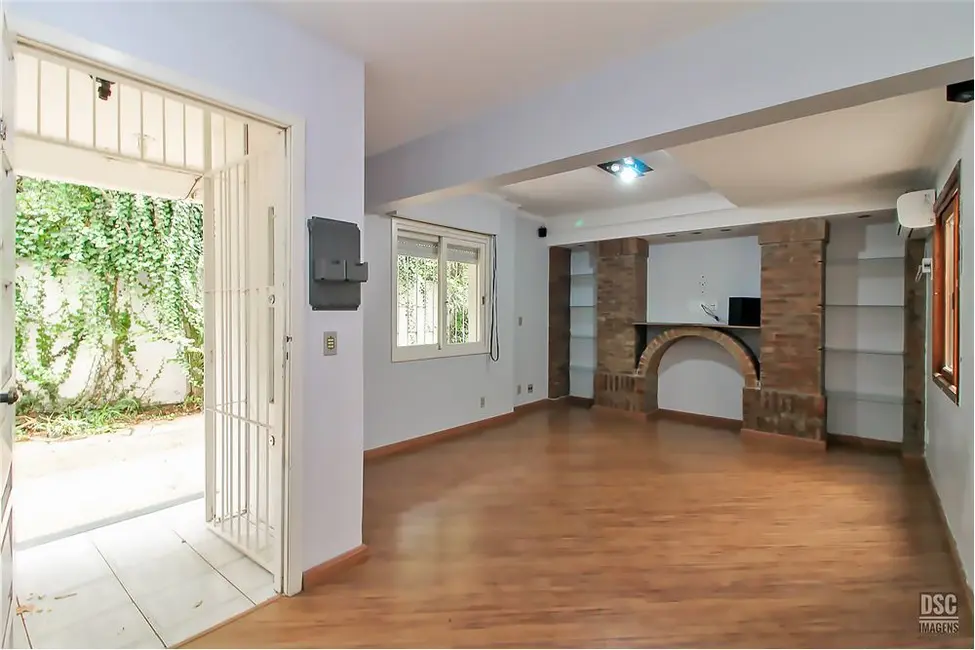 Foto 2 de Casa com 3 quartos à venda, 138m2 em Cristal, Porto Alegre - RS