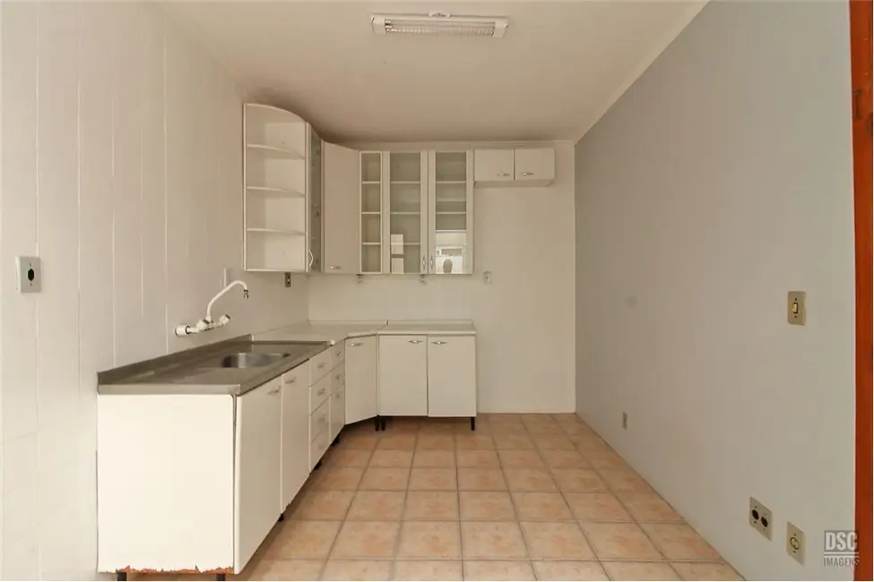 Casa com 3 quartos à venda, 138m2 em Cristal, Porto Alegre - RS - imagem 9 Foto 9 de Casa com 3 quartos à venda, 138m2 em Cristal, Porto Alegre - RS