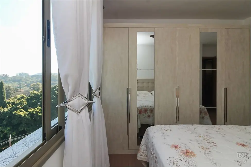 Foto 5 de Apartamento com 3 quartos à venda, 89m2 em Cavalhada, Porto Alegre - RS