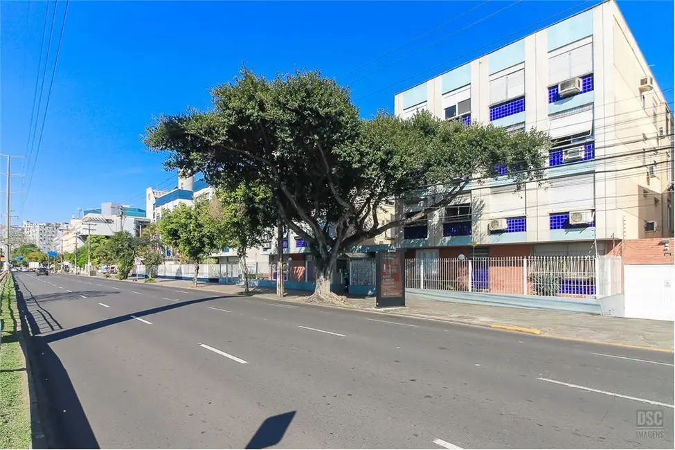 Foto 2 de Apartamento com 2 quartos à venda, 59m2 em Azenha, Porto Alegre - RS