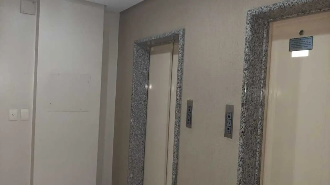 Foto 6 de Sala Comercial à venda, 94m2 em Santana, Porto Alegre - RS