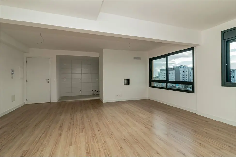 Foto 2 de Apartamento com 2 quartos à venda, 81m2 em Santana, Porto Alegre - RS