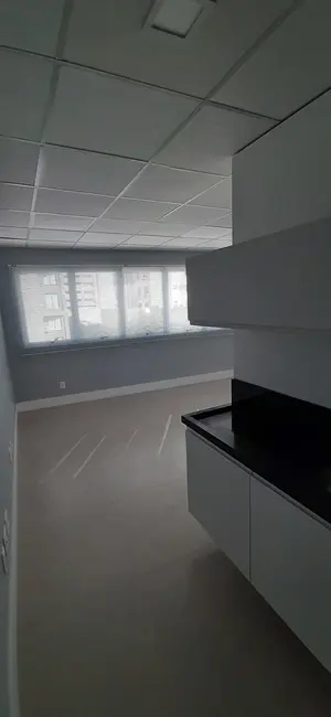 Sala Comercial à venda, 72m2 em Menino Deus, Porto Alegre - RS - imagem 6 Foto 6 de Sala Comercial à venda, 72m2 em Menino Deus, Porto Alegre - RS