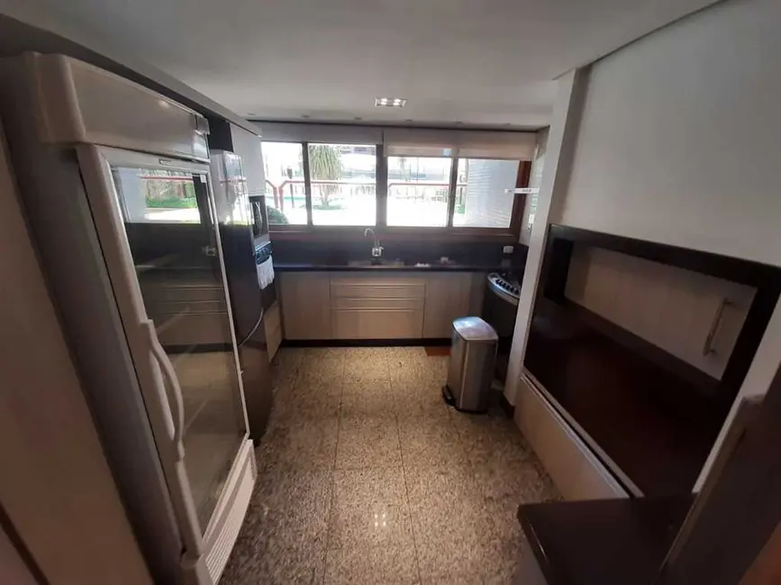 Apartamento com 3 quartos à venda, 292m2 em Centro, Novo Hamburgo - RS - imagem 3 Foto 3 de Apartamento com 3 quartos à venda, 292m2 em Centro, Novo Hamburgo - RS