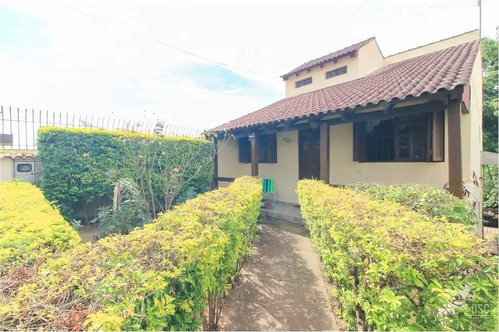 Foto 3 de Casa com 2 quartos à venda, 189m2 em Vila Nova, Porto Alegre - RS