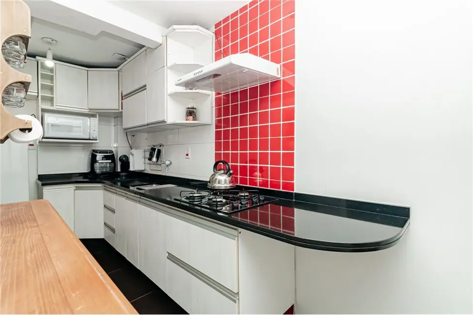 Foto 2 de Apartamento com 1 quarto à venda, 40m2 em Bela Vista, Porto Alegre - RS