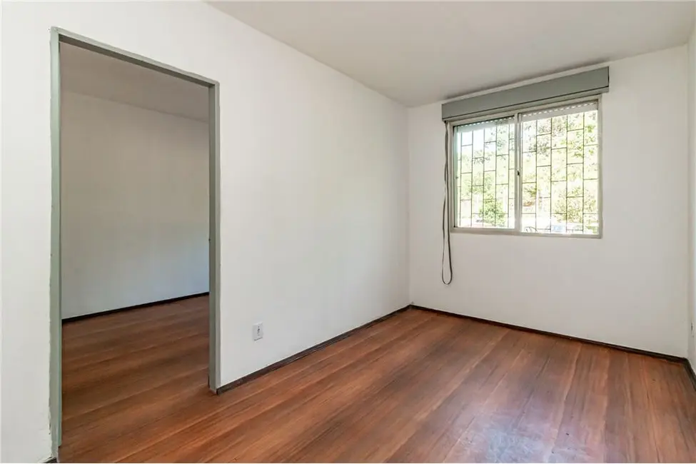 Foto 2 de Apartamento com 1 quarto à venda, 45m2 em Jardim Itu, Porto Alegre - RS