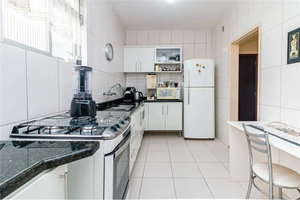 Apartamento com 3 quartos à venda, 101m2 em Menino Deus, Porto Alegre - RS - imagem 8 Foto 8 de Apartamento com 3 quartos à venda, 101m2 em Menino Deus, Porto Alegre - RS