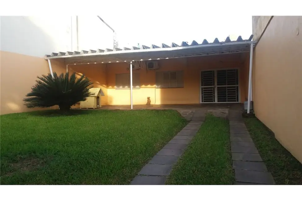 Foto 1 de Casa com 2 quartos à venda, 150m2 em Morro Santana, Porto Alegre - RS
