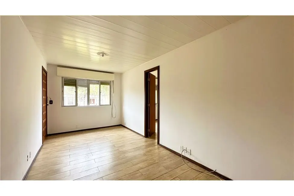 Casa com 3 quartos à venda, 89m2 em Partenon, Porto Alegre - RS - imagem 1 Foto 1 de Casa com 3 quartos à venda, 89m2 em Partenon, Porto Alegre - RS
