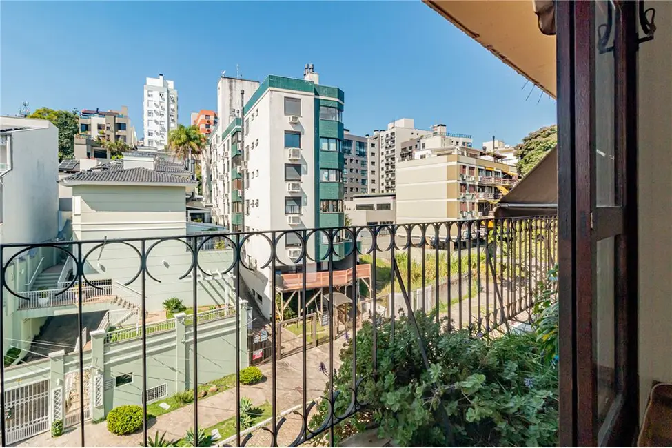 Apartamento com 2 quartos à venda, 120m2 em Menino Deus, Porto Alegre - RS - imagem 2 Foto 2 de Apartamento com 2 quartos à venda, 120m2 em Menino Deus, Porto Alegre - RS