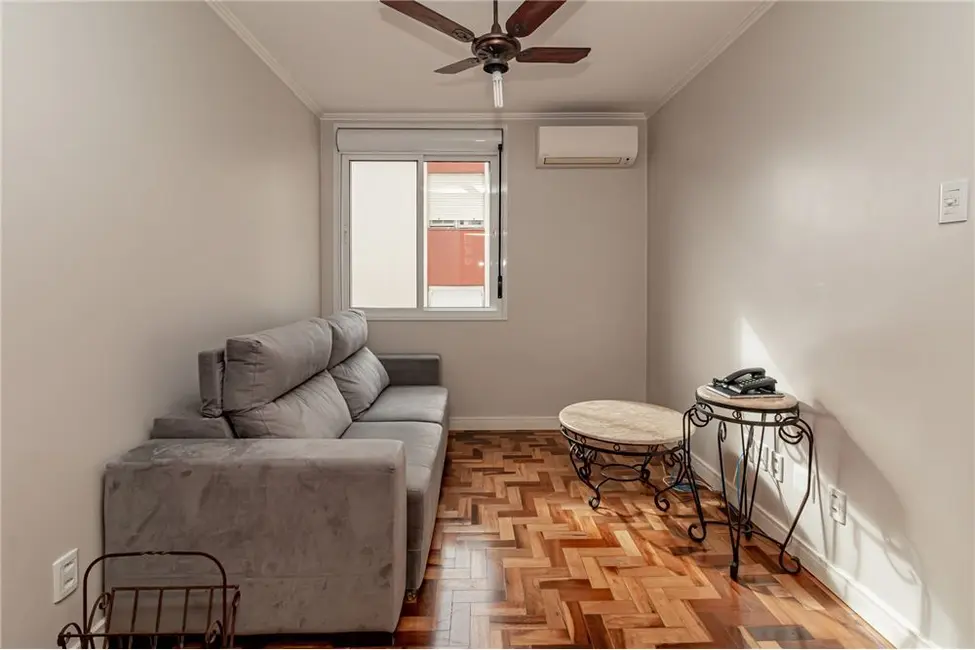 Foto 5 de Apartamento com 2 quartos à venda, 49m2 em Santo Antônio, Porto Alegre - RS