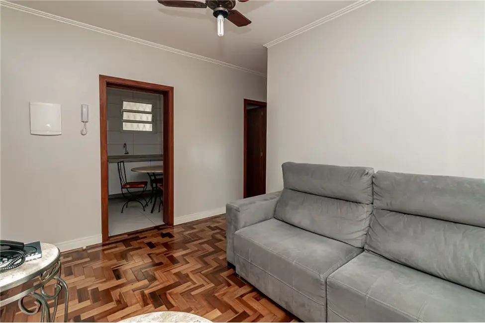 Foto 3 de Apartamento com 2 quartos à venda, 49m2 em Santo Antônio, Porto Alegre - RS