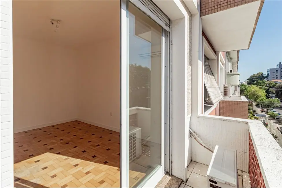 Foto 4 de Apartamento com 3 quartos à venda, 107m2 em Santana, Porto Alegre - RS