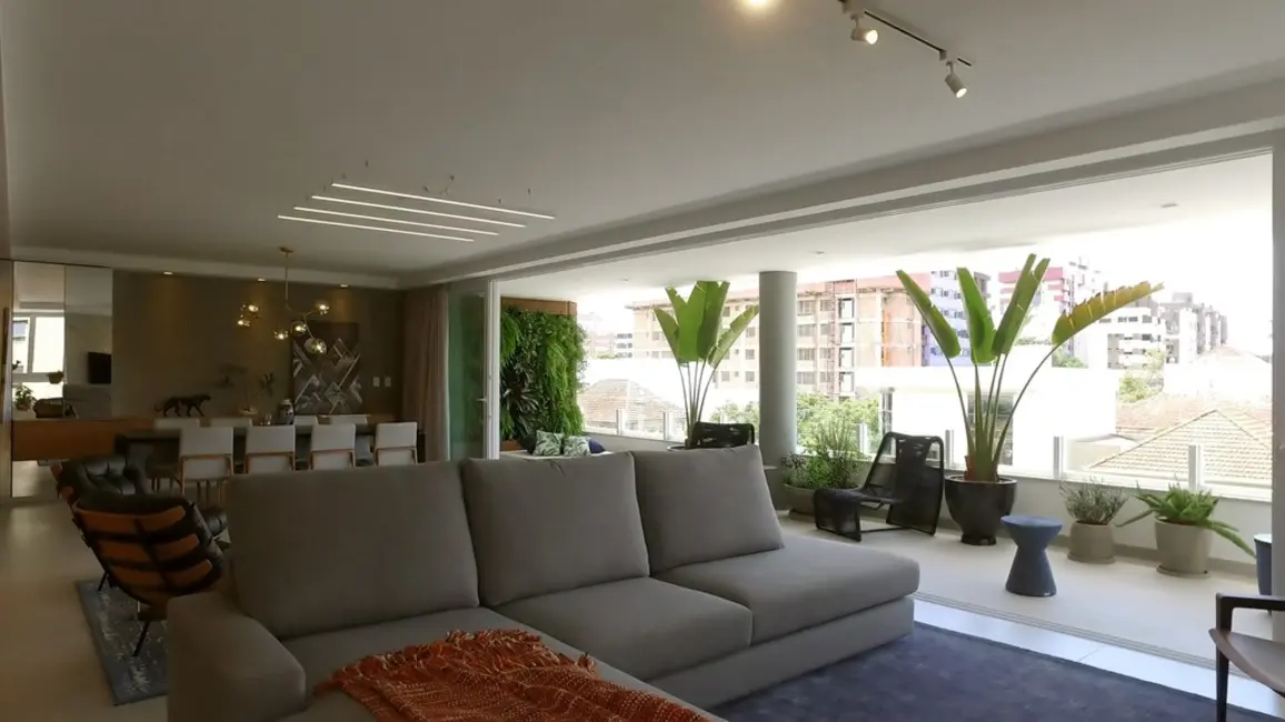 Apartamento com 3 quartos à venda, 255m2 em Menino Deus, Porto Alegre - RS - imagem 8 Foto 8 de Apartamento com 3 quartos à venda, 255m2 em Menino Deus, Porto Alegre - RS