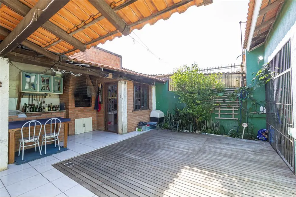 Casa com 2 quartos à venda, 77m2 em São José, Canoas - RS - imagem 8 Foto 8 de Casa com 2 quartos à venda, 77m2 em São José, Canoas - RS