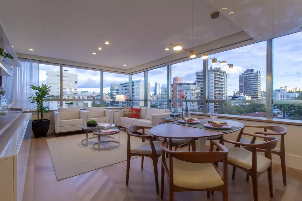 Apartamento com 3 quartos à venda, 134m2 em Moinhos de Vento, Porto Alegre - RS - imagem 5 Foto 5 de Apartamento com 3 quartos à venda, 134m2 em Moinhos de Vento, Porto Alegre - RS