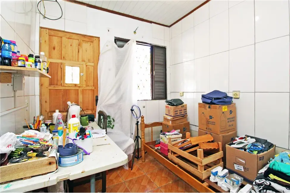 Casa com 3 quartos à venda, 87m2 em Sarandi, Porto Alegre - RS - imagem 7 Foto 7 de Casa com 3 quartos à venda, 87m2 em Sarandi, Porto Alegre - RS