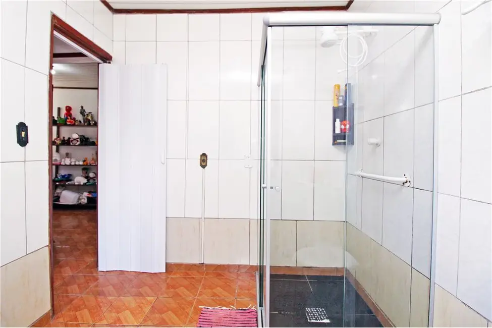 Casa com 3 quartos à venda, 87m2 em Sarandi, Porto Alegre - RS - imagem 6 Foto 6 de Casa com 3 quartos à venda, 87m2 em Sarandi, Porto Alegre - RS