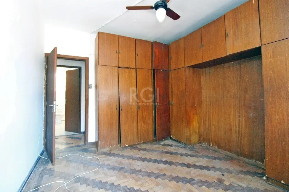 Apartamento com 3 quartos à venda, 81m2 em Centro Histórico, Porto Alegre - RS - imagem 4 Foto 4 de Apartamento com 3 quartos à venda, 81m2 em Centro Histórico, Porto Alegre - RS