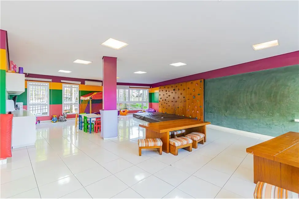 Foto 7 de Apartamento com 2 quartos à venda, 72m2 em Jardim Sabará, Porto Alegre - RS