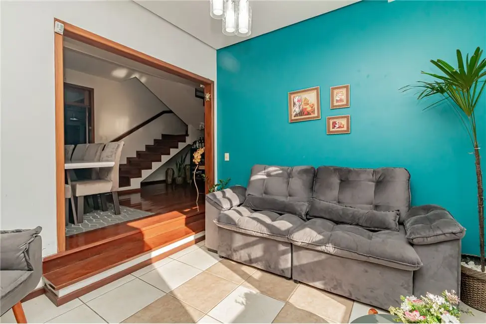 Foto 3 de Casa com 4 quartos à venda, 292m2 em Sarandi, Porto Alegre - RS