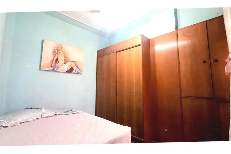Apartamento com 3 quartos à venda, 104m2 em Centro Histórico, Porto Alegre - RS - imagem 8 Foto 8 de Apartamento com 3 quartos à venda, 104m2 em Centro Histórico, Porto Alegre - RS