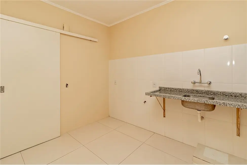 Foto 6 de Apartamento com 4 quartos à venda, 99m2 em Vila Ipiranga, Porto Alegre - RS