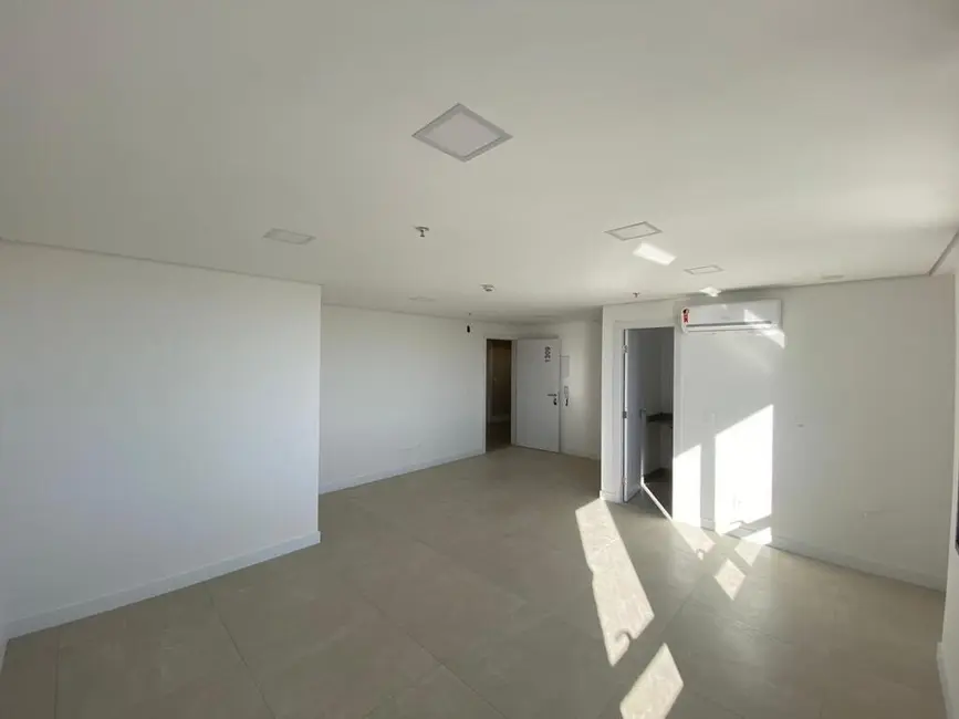Foto 6 de Sala Comercial à venda, 37m2 em Independência, Porto Alegre - RS