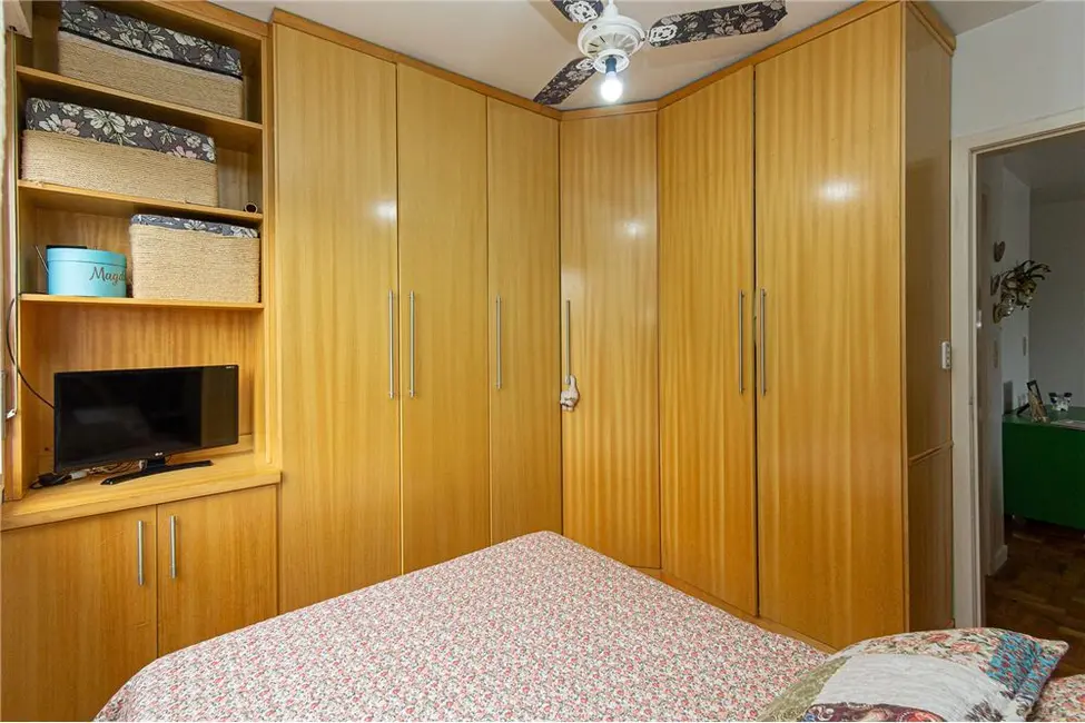 Foto 9 de Apartamento com 3 quartos à venda, 72m2 em Cristal, Porto Alegre - RS