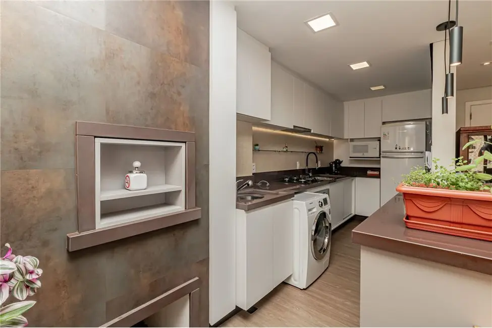 Apartamento com 3 quartos à venda, 85m2 em Vila Ipiranga, Porto Alegre - RS - imagem 9 Foto 9 de Apartamento com 3 quartos à venda, 85m2 em Vila Ipiranga, Porto Alegre - RS