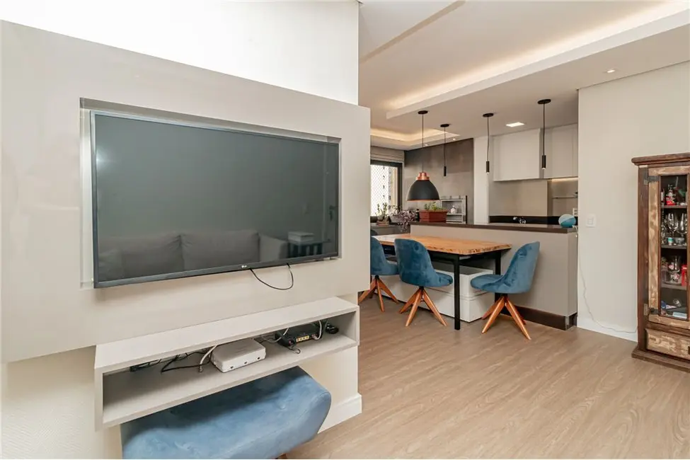 Apartamento com 3 quartos à venda, 85m2 em Vila Ipiranga, Porto Alegre - RS - imagem 6 Foto 6 de Apartamento com 3 quartos à venda, 85m2 em Vila Ipiranga, Porto Alegre - RS