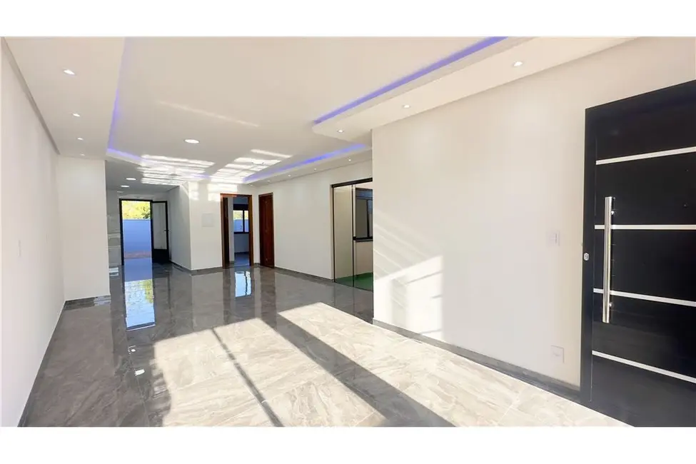 Casa com 3 quartos à venda, 91m2 em Loteamento Jardim Timbaúva, Gravatai - RS - imagem 4 Foto 4 de Casa com 3 quartos à venda, 91m2 em Loteamento Jardim Timbaúva, Gravatai - RS