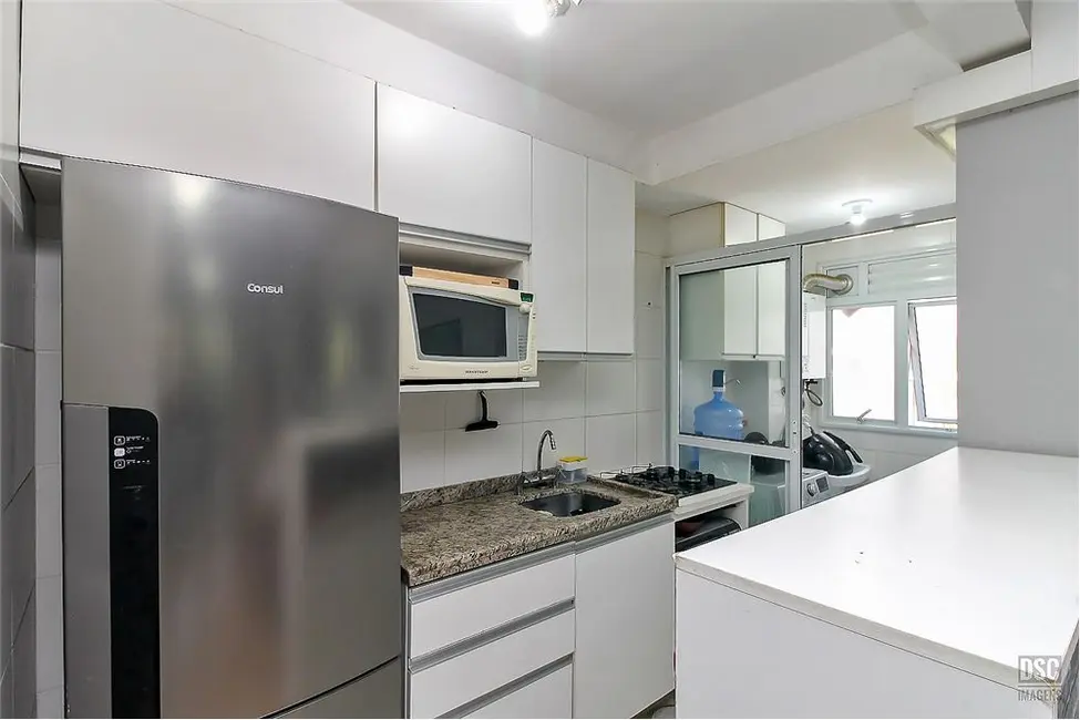 Apartamento com 3 quartos à venda, 72m2 em Teresópolis, Porto Alegre - RS - imagem 7 Foto 7 de Apartamento com 3 quartos à venda, 72m2 em Teresópolis, Porto Alegre - RS