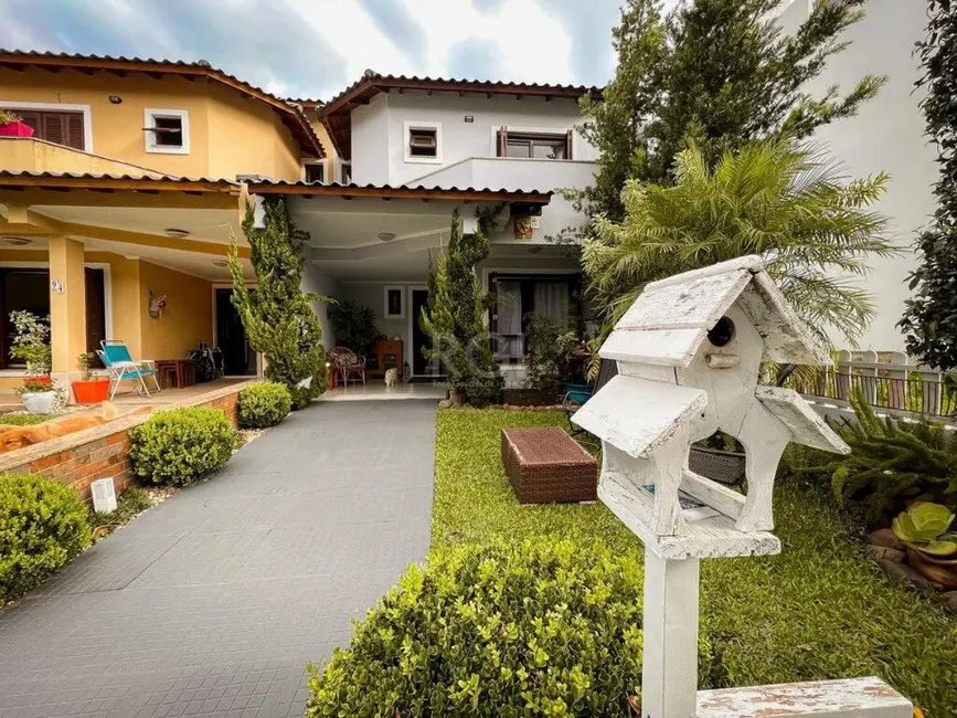 Foto 1 de Casa com 3 quartos à venda, 150m2 em Hípica, Porto Alegre - RS