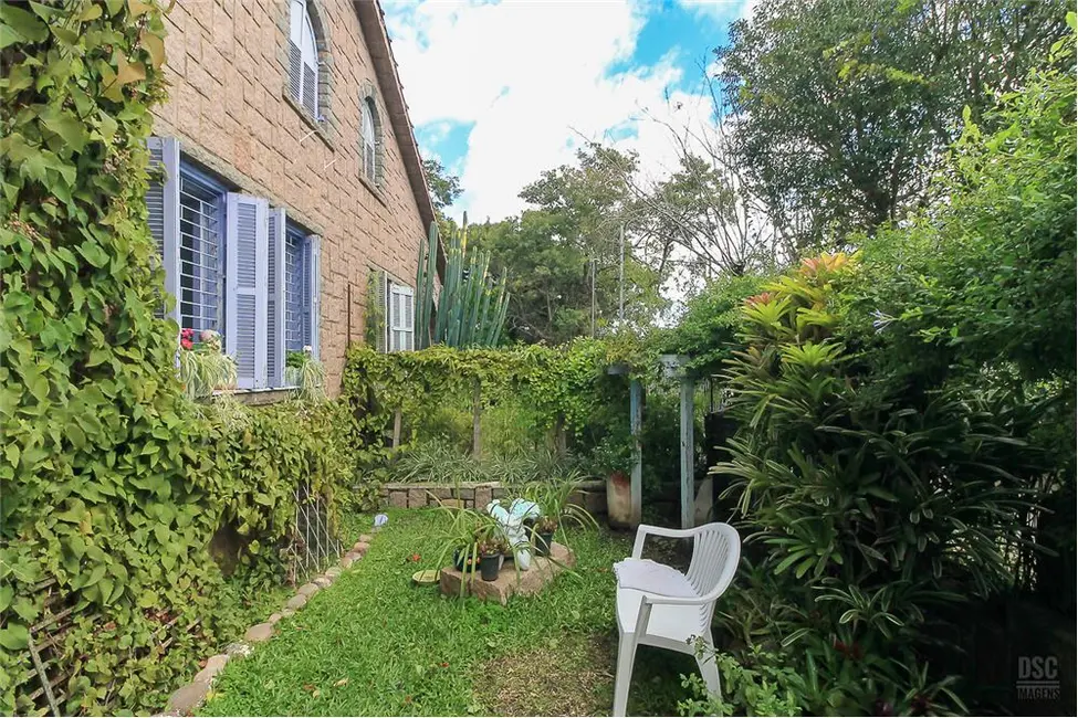 Foto 9 de Casa com 2 quartos à venda, 90m2 em Tristeza, Porto Alegre - RS