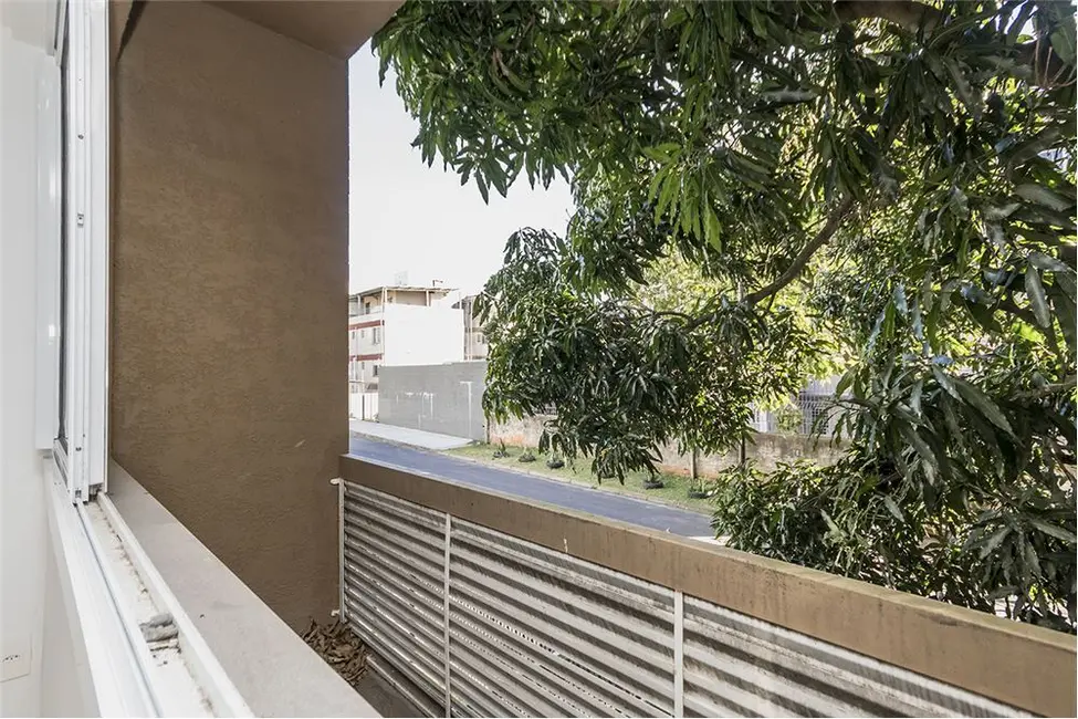 Apartamento com 2 quartos à venda, 70m2 em Passo da Areia, Porto Alegre - RS - imagem 4 Foto 4 de Apartamento com 2 quartos à venda, 70m2 em Passo da Areia, Porto Alegre - RS