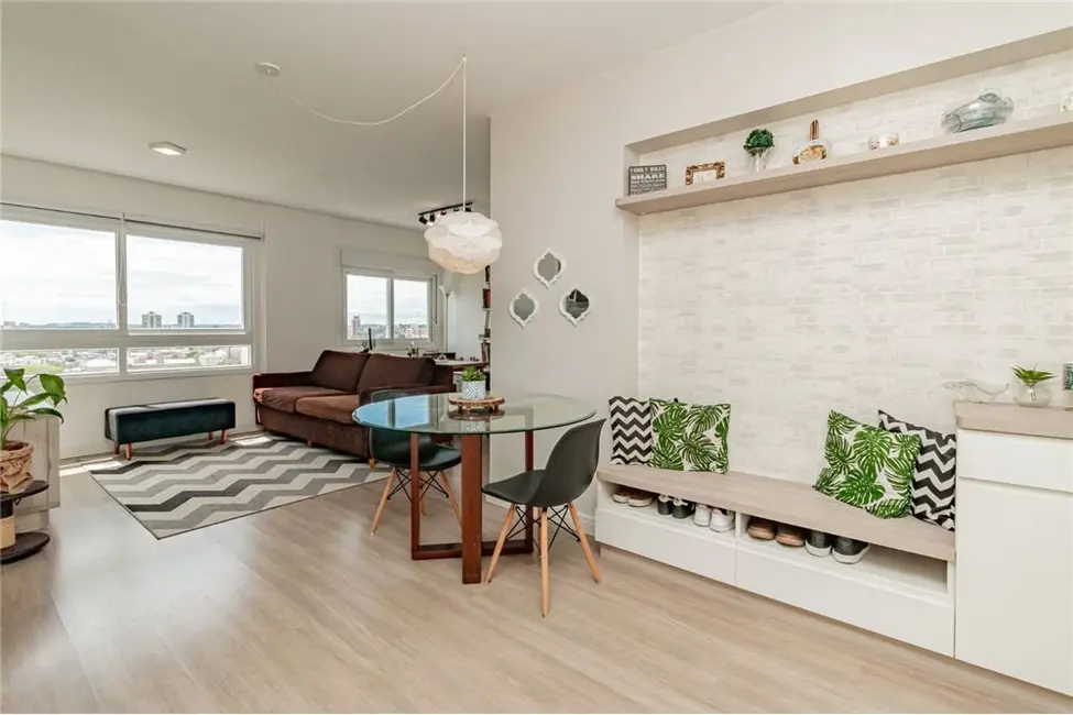 Foto 3 de Apartamento com 3 quartos à venda, 67m2 em Jardim Lindóia, Porto Alegre - RS