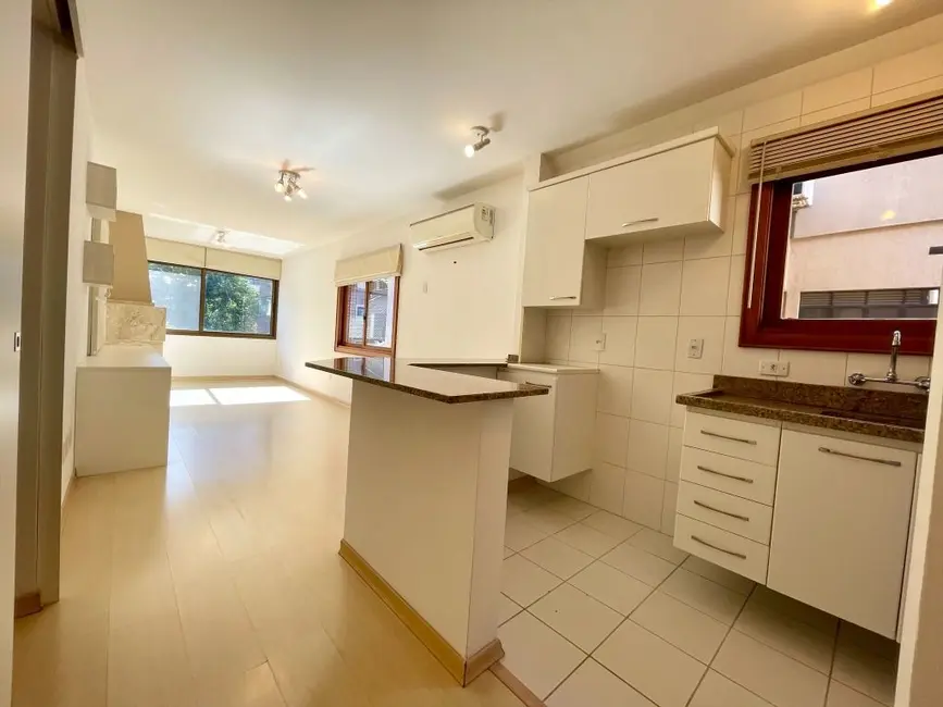 Apartamento com 2 quartos à venda, 74m2 em Petrópolis, Porto Alegre - RS - imagem 9 Foto 9 de Apartamento com 2 quartos à venda, 74m2 em Petrópolis, Porto Alegre - RS