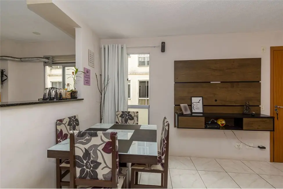Foto 2 de Apartamento com 2 quartos à venda, 42m2 em São José, Canoas - RS