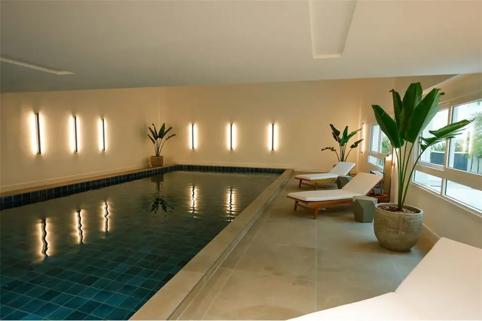 Apartamento com 3 quartos à venda, 90m2 em Menino Deus, Porto Alegre - RS - imagem 6 Foto 6 de Apartamento com 3 quartos à venda, 90m2 em Menino Deus, Porto Alegre - RS