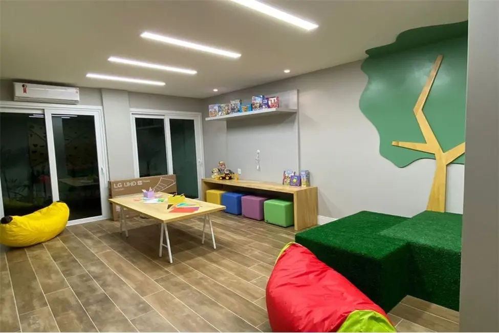 Apartamento com 3 quartos à venda, 90m2 em Menino Deus, Porto Alegre - RS - imagem 9 Foto 9 de Apartamento com 3 quartos à venda, 90m2 em Menino Deus, Porto Alegre - RS